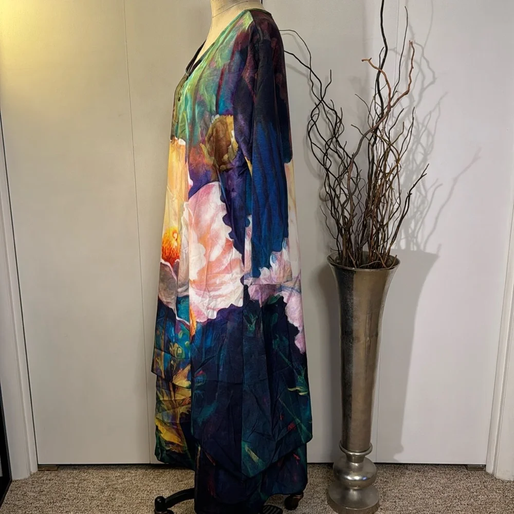 Floral colorful long sleeve maxi dress with button detail - Picture 3 of 6